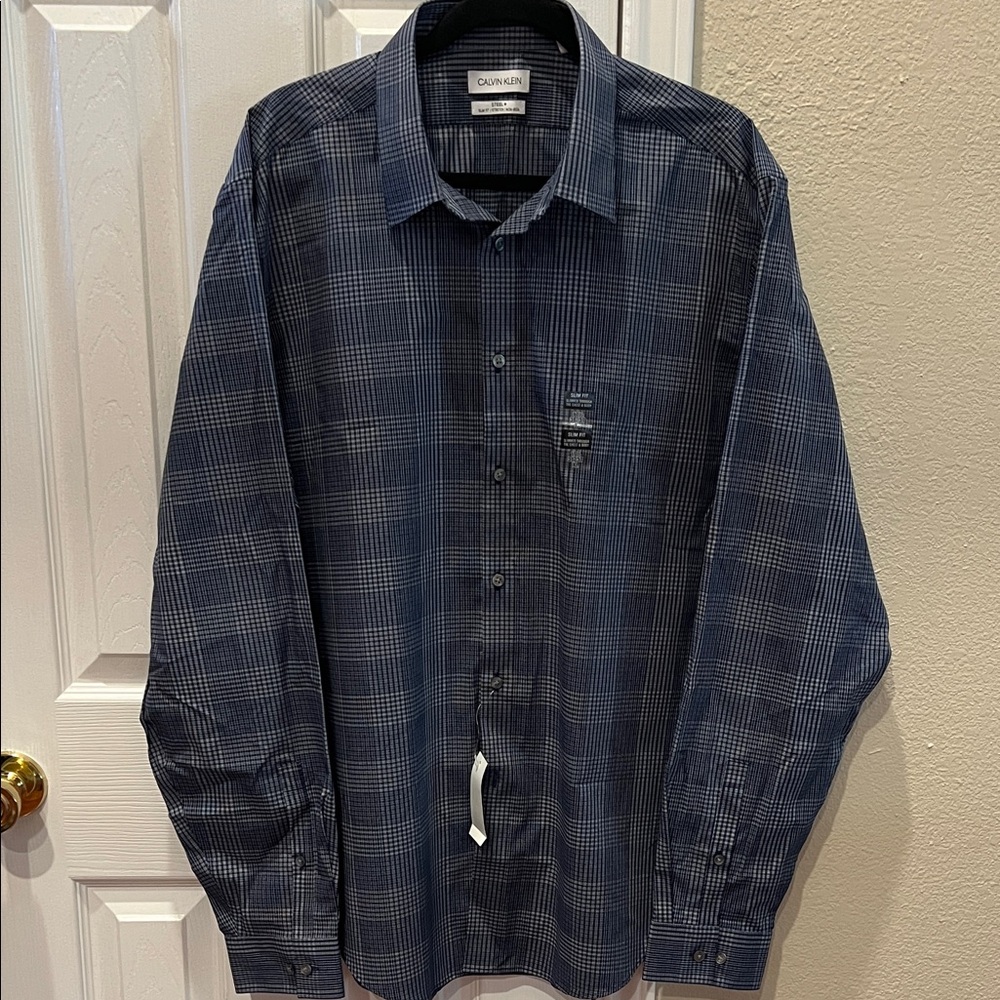 Calvin Klein L/S Steele+ Slim Fit Stretch Non-Iron Dress Shirt